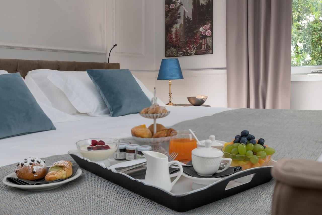 Hotel La Ville Rome Bagian luar foto