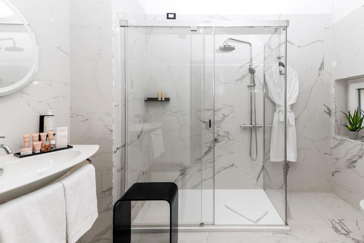 Hotel La Ville Rome Bagian luar foto