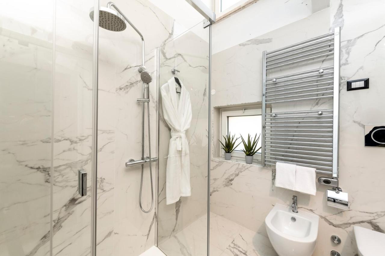 Hotel La Ville Rome Bagian luar foto