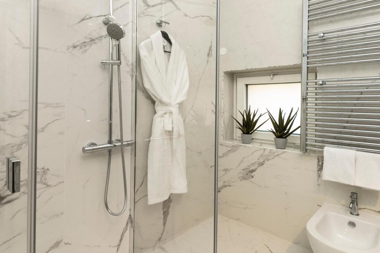 Hotel La Ville Rome Bagian luar foto