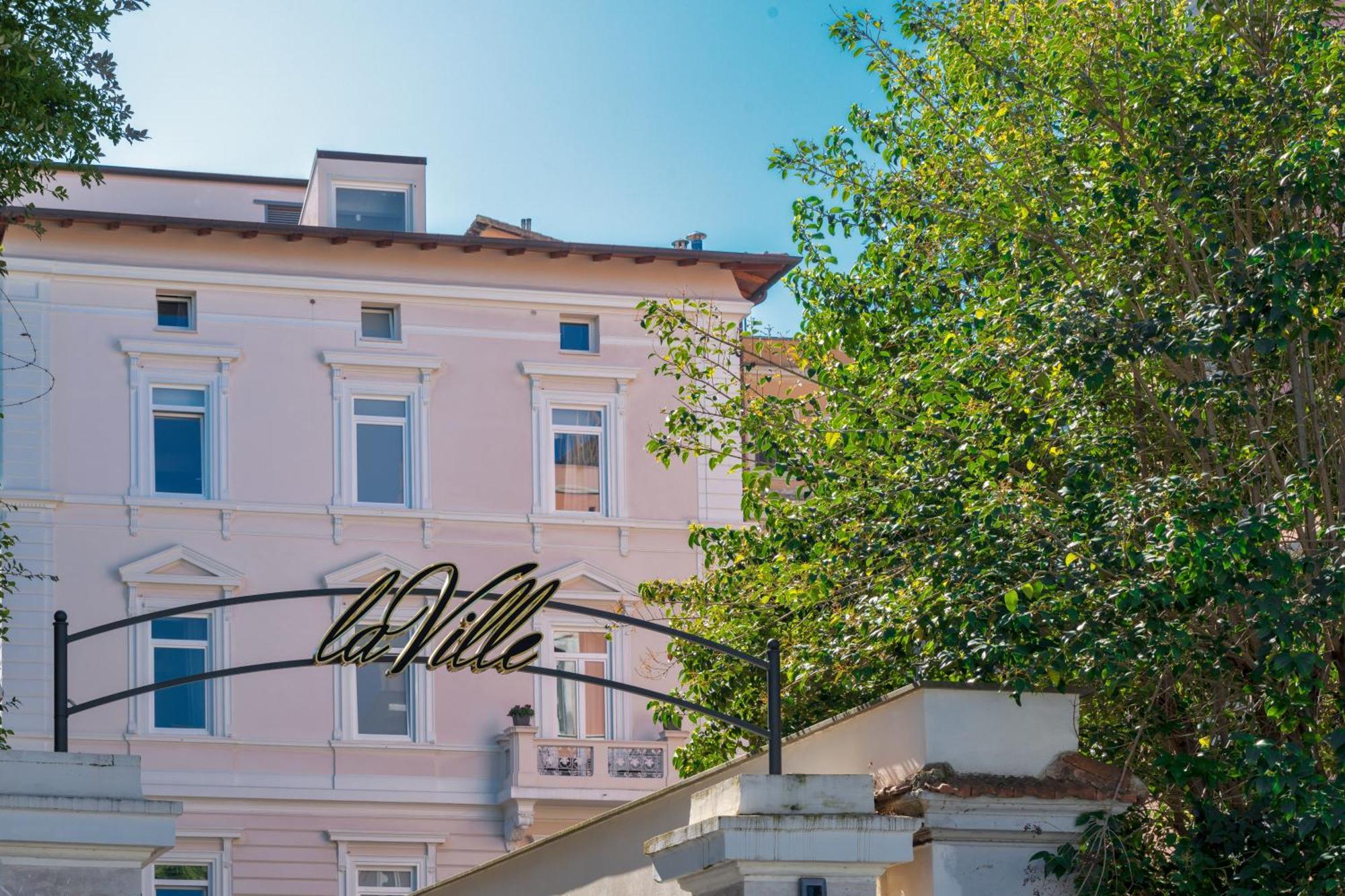 Hotel La Ville Rome Bagian luar foto